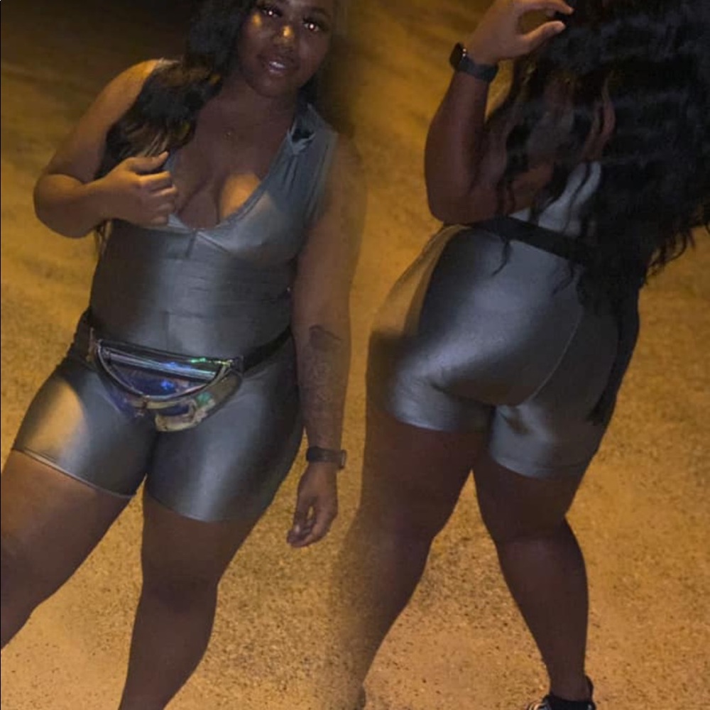 Silver jumpsuit - Picture 2 of 2